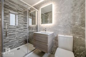 Luxury Ensuites- click for photo gallery